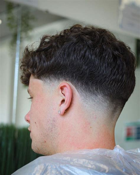 taper fade pelo ondulado|20 Stunning Taper Fade Pelo Largo Hairstyles .